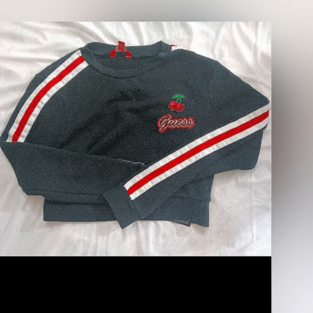 Guess Crop Top